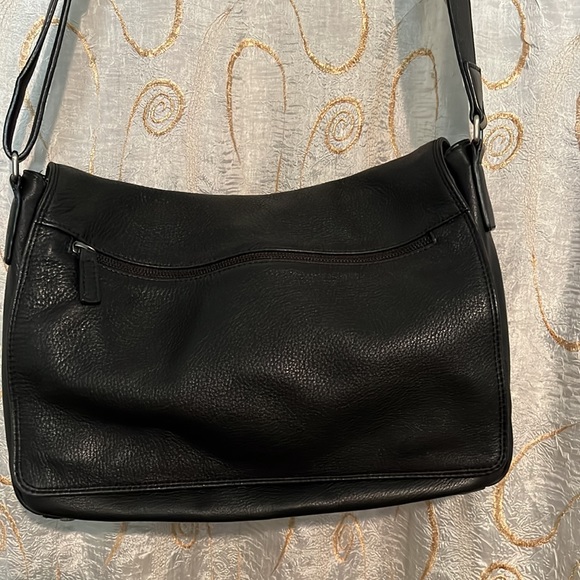 🌿Barney New York, Black Leather Crossbody Briefcase🌿 - Picture 2 of 7